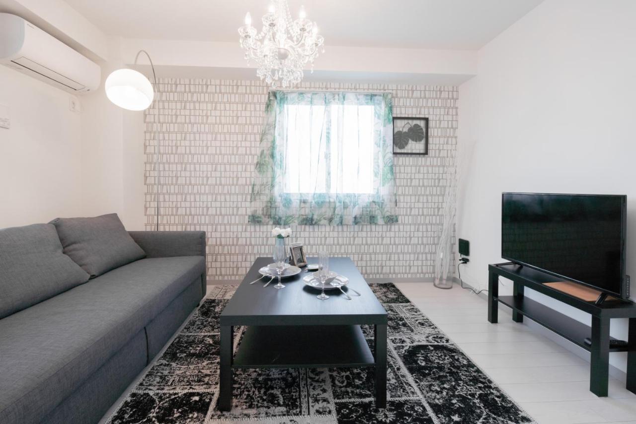Hatch Nagahori 901 Apartemen *